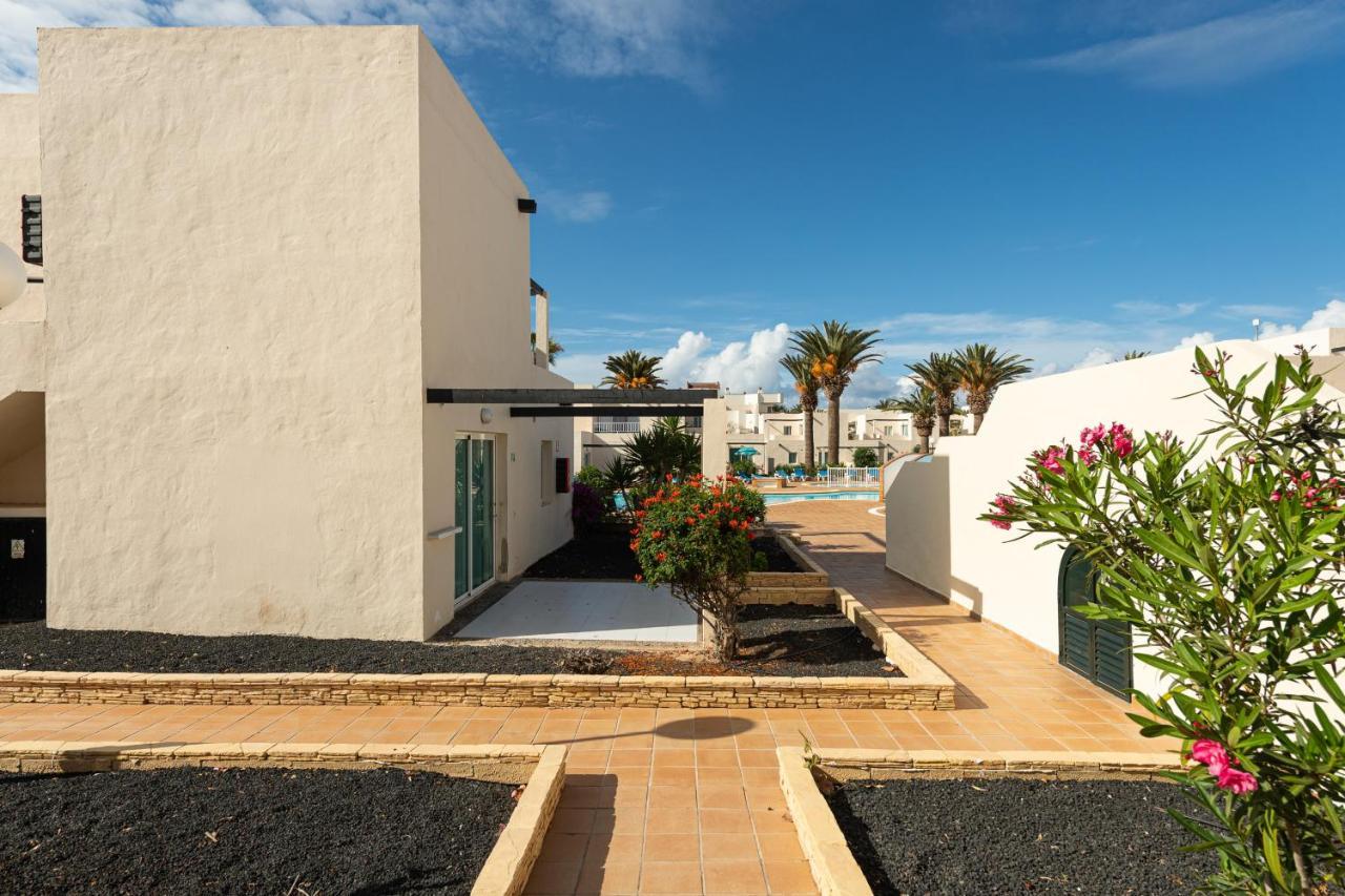 Apartamento 1 Con Terraza Y Piscina En Corralejoアパートメント エクステリア 写真